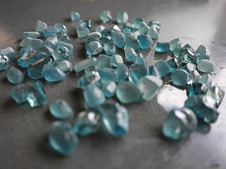 Rough Blue Zircon photo image