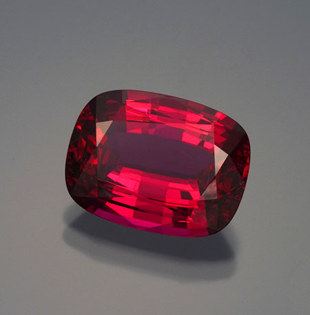 Spinel photo image