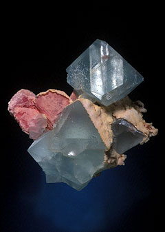 Fluorite-Rhodochrosite Crystal photo image