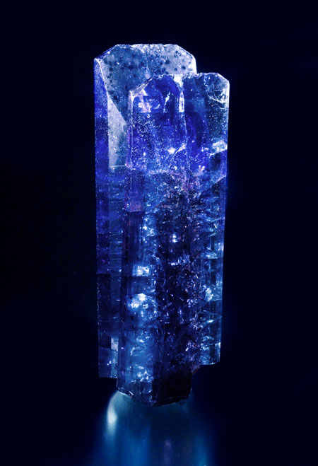 Tanzanite Crystal photo image